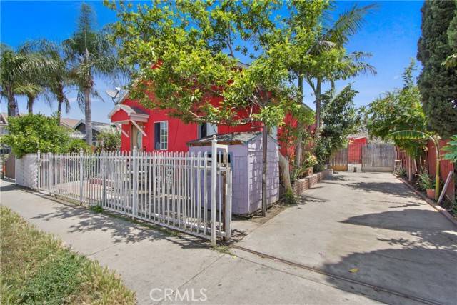 Santa Ana, CA 92703,213 N Figueroa Street