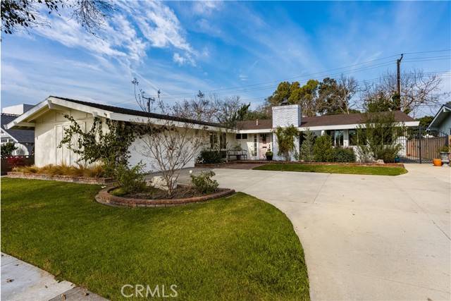 Los Alamitos, CA 90720,3231 Ruth Elaine Drive