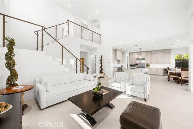 Irvine, CA 92602,52 Longchamp