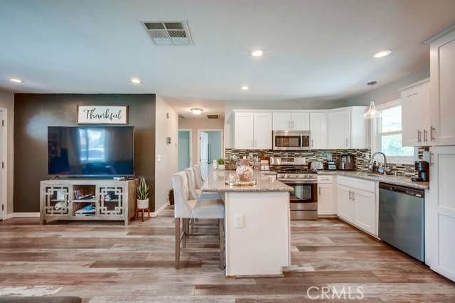 Riverside, CA 92503,8365 Greenpoint Avenue
