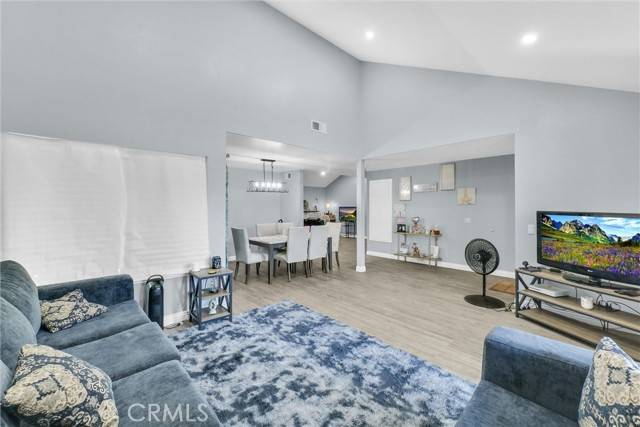 Rialto, CA 92376,1264 N Mulberry Avenue