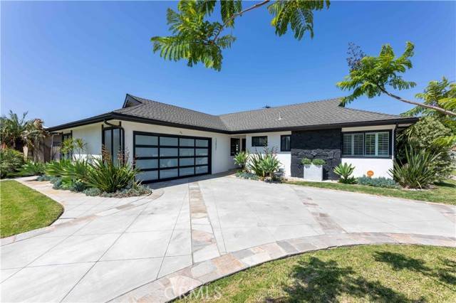 Los Alamitos, CA 90720,12021 Reagan Street