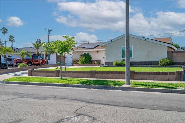 Buena Park, CA 90620,6549 Mount Whitney Drive