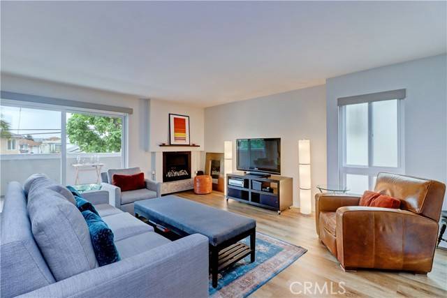 Long Beach, CA 90814,2032 E Bermuda Street #103