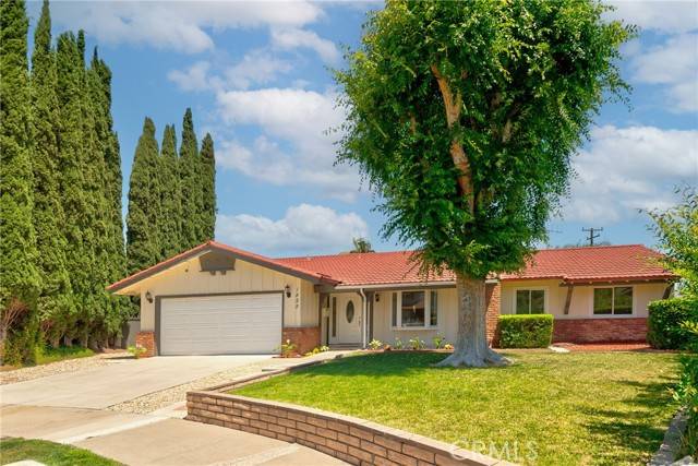 Orange, CA 92865,1525 E Baldwin Avenue