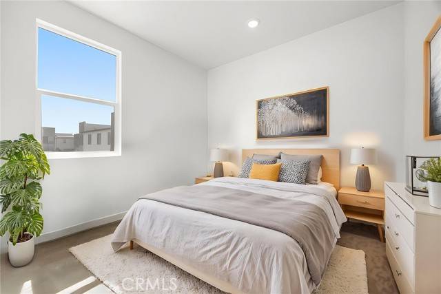 Ontario, CA 91761,3720 S Allston Paseo #7