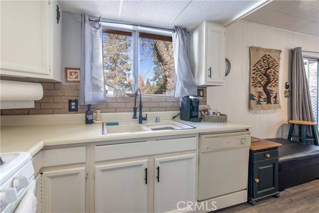 Big Bear Lake, CA 92315,410 Oriole Drive