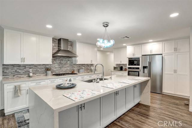 Los Alamitos, CA 90720,12081 Martha Ann Drive