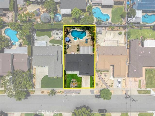 Placentia, CA 92870,910 Huggins Avenue