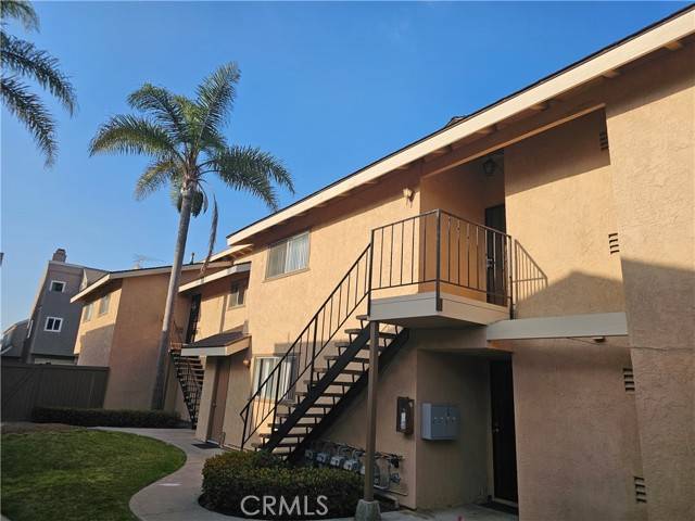 Huntington Beach, CA 92648,219 Oswego Avenue #C