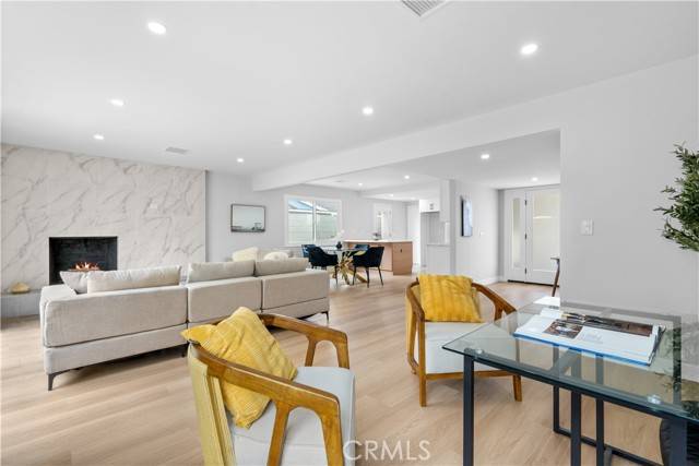 Brea, CA 92821,826 De Jur Street