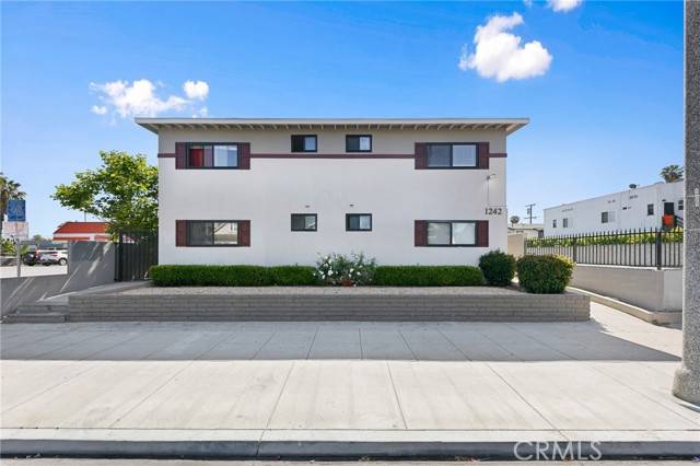 Long Beach, CA 90813,1242 Cedar Avenue