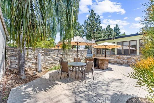 Santa Ana, CA 92703,904 N Lowell Street