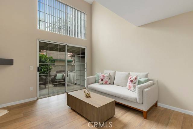 Fullerton, CA 92833,2410 W Orangethorpe Avenue #5