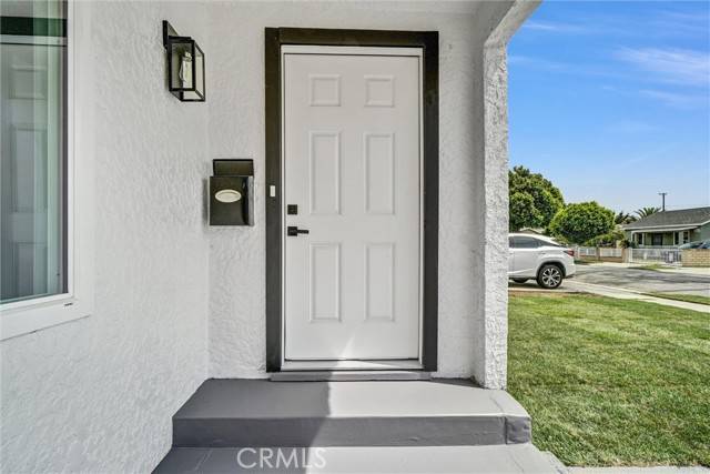 Long Beach, CA 90805,5845 Gundry Ave