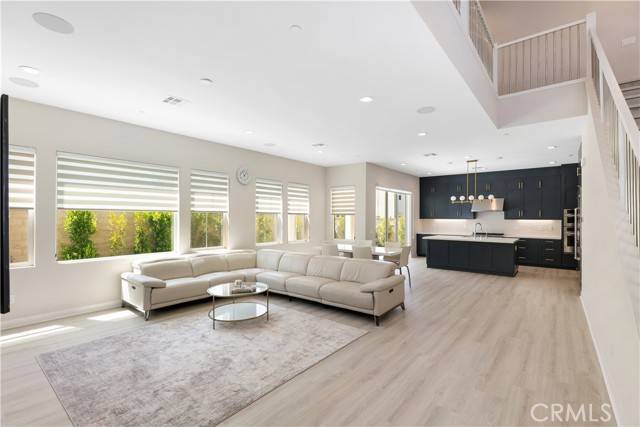 Lake Forest, CA 92630,230 Holliston