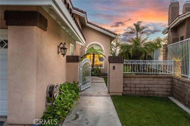 Anaheim Hills, CA 92808,530 S Laureltree Drive
