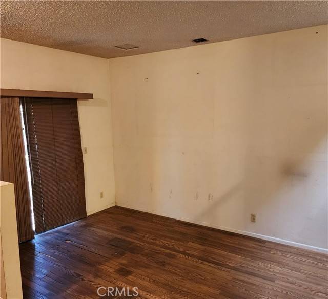 Los Angeles, CA 90063,411 N Brannick #B