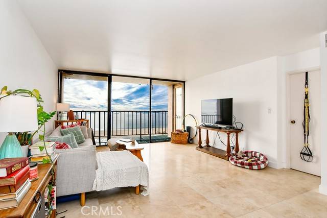 Long Beach, CA 90802,1750 E Ocean Boulevard #909