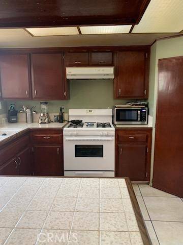 Victorville, CA 92395,16994 Molino Drive