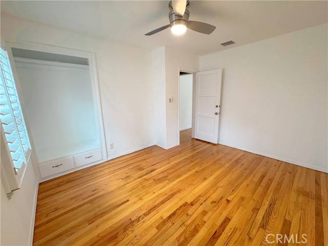 Long Beach, CA 90808,5423 E Walkerton Street