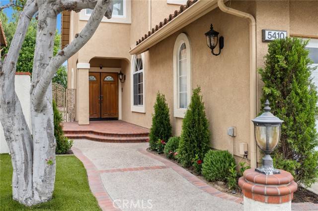 Yorba Linda, CA 92887,5410 Avenida El Cid