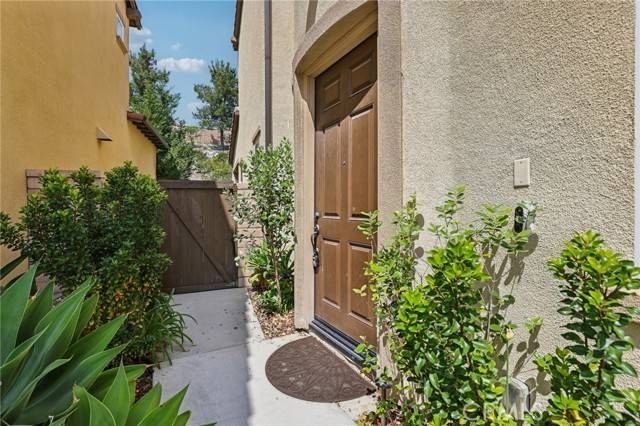 Lake Forest, CA 92630,285 Pinnacle Drive