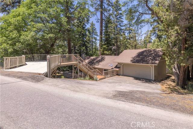 Big Bear, CA 92315,43133 Moonridge Rd