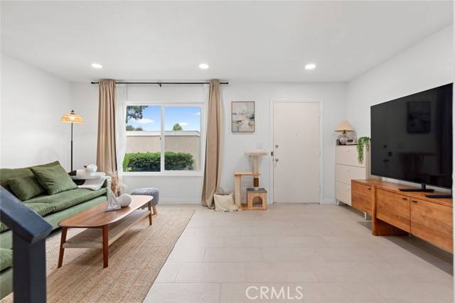 Santa Ana, CA 92707,3021 S Sycamore Street #D
