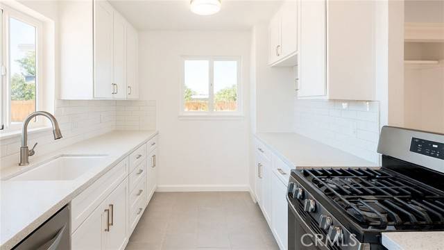 Victorville, CA 92395,15060 Redondo Drive