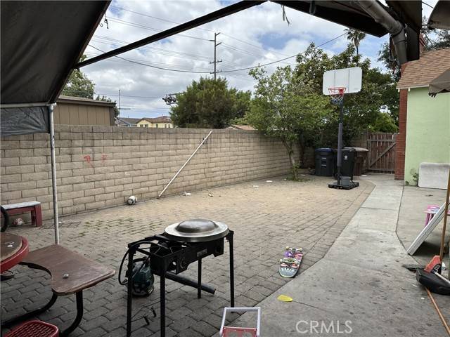 Anaheim, CA 92805,422 S West Street