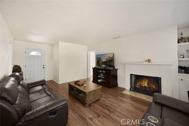 Santa Ana, CA 92704,1344 S Douglas Street