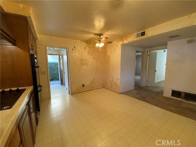Anaheim, CA 92807,423 N Redrock Street