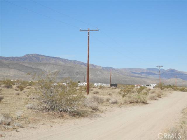 Landers, CA 92285,0 Manzanita