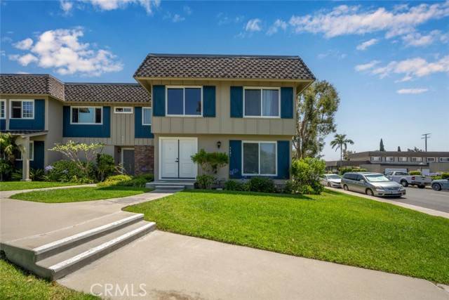 Cypress, CA 90630,4481 Larwin Avenue