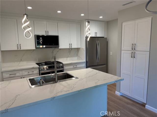 Long Beach, CA 90807,3701 Country Club Drive