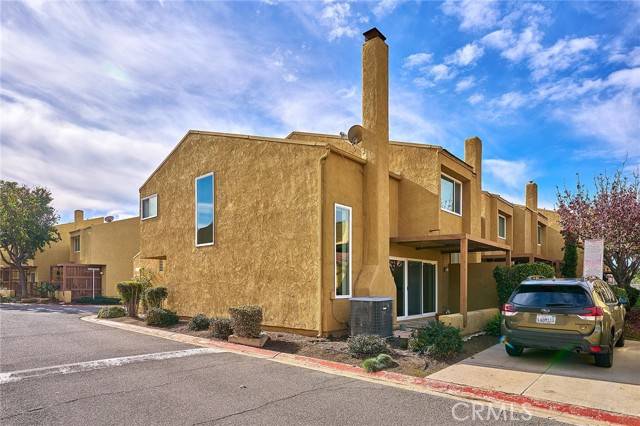 Yorba Linda, CA 92886,4725 Cardena