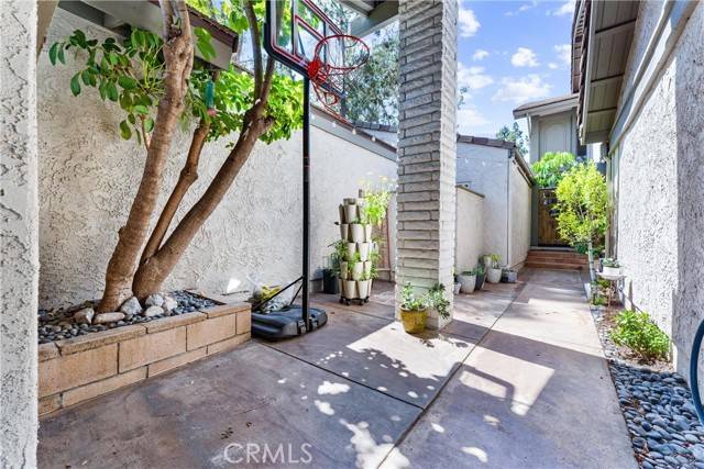 Anaheim Hills, CA 92807,6511 E Paseo Alcazaa