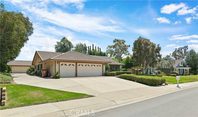Yorba Linda, CA 92887,20642 Paseo De La Cumbre