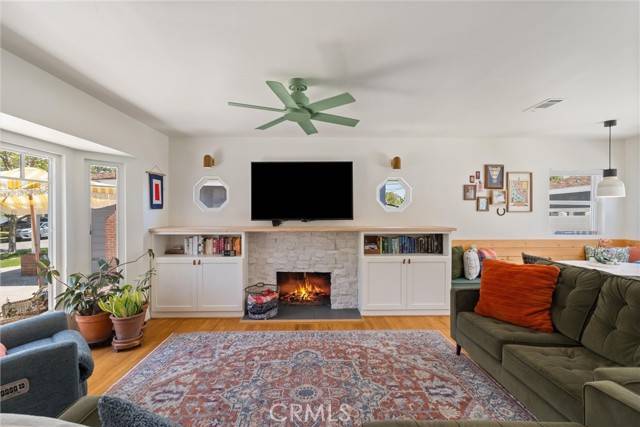 Long Beach, CA 90815,2851 Ladoga Avenue