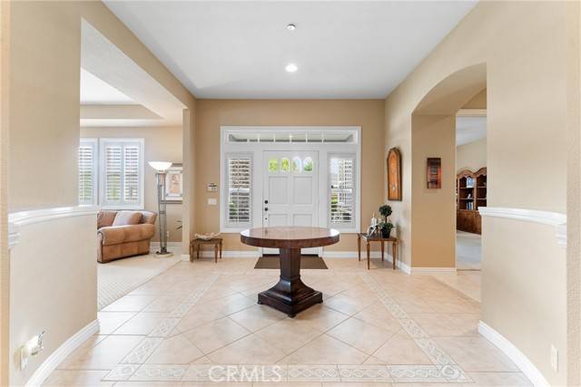 Santa Ana, CA 92705,1522 Oakhill Court