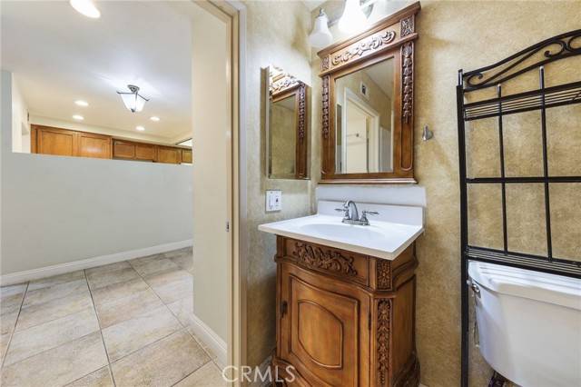 La Habra, CA 90631,976 E La Habra Boulevard #115
