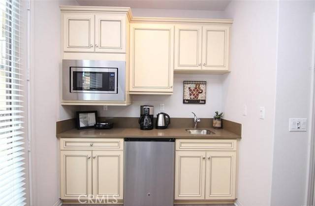 Fullerton, CA 92833,1330 Clementine Way #A