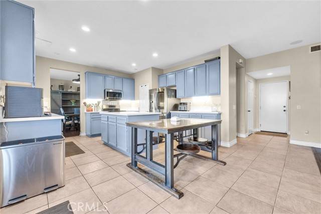 Eastvale, CA 92880,6512 Cedar Creek Road