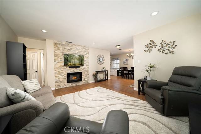 Lakewood, CA 90713,6465 Turnergrove Drive