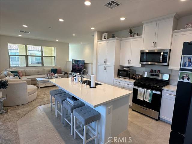 Ontario, CA 91761,4402 S Clifton #96