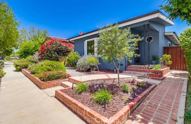 Long Beach, CA 90807,3590 Myrtle Avenue