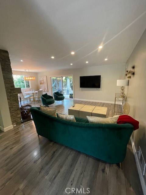 Tarzana, CA 91356,5715 Cahill Avenue