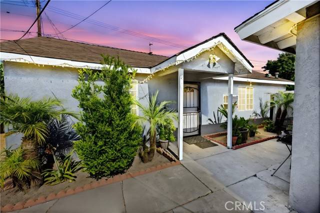 Buena Park, CA 90621,6362 Darlington Avenue