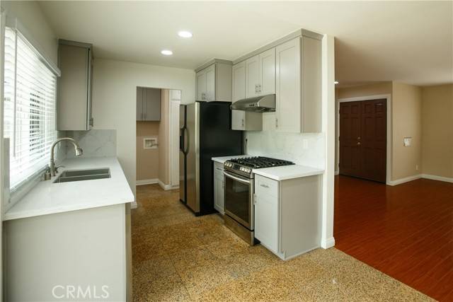 Cerritos, CA 90703,19609 Bouma Avenue